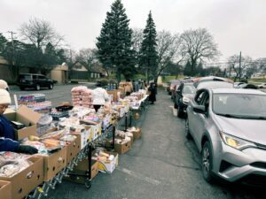 Last Mile Food Delivery Sponsors - United Together Lupus Foundation, Saginaw MI (photo 9)