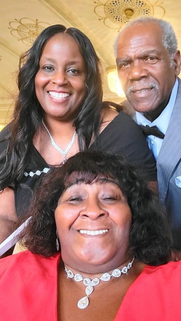 Gift of Hope: Illuminating Tomorrow's Lupus Advocacy - United Together Lupus Foundation, Saginaw MI (photo 12)